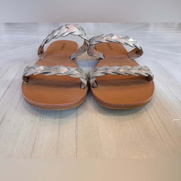 Indigo Rd. Women’s Gold Plum Sandals – Size 8 - Picture 12 of 15